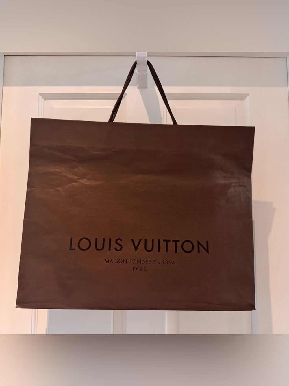 Louis Vuitton Vintage Large Brown Paper Shopping Bag – Pre-2016 Packaging